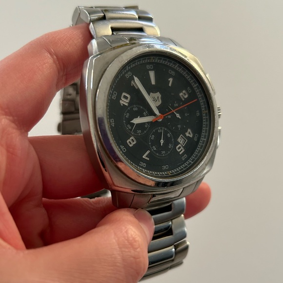 Vintage Andrew Marc A21001TP01 Water Resistant Watch - Needs Battery Replaced - Picture 14 of 16